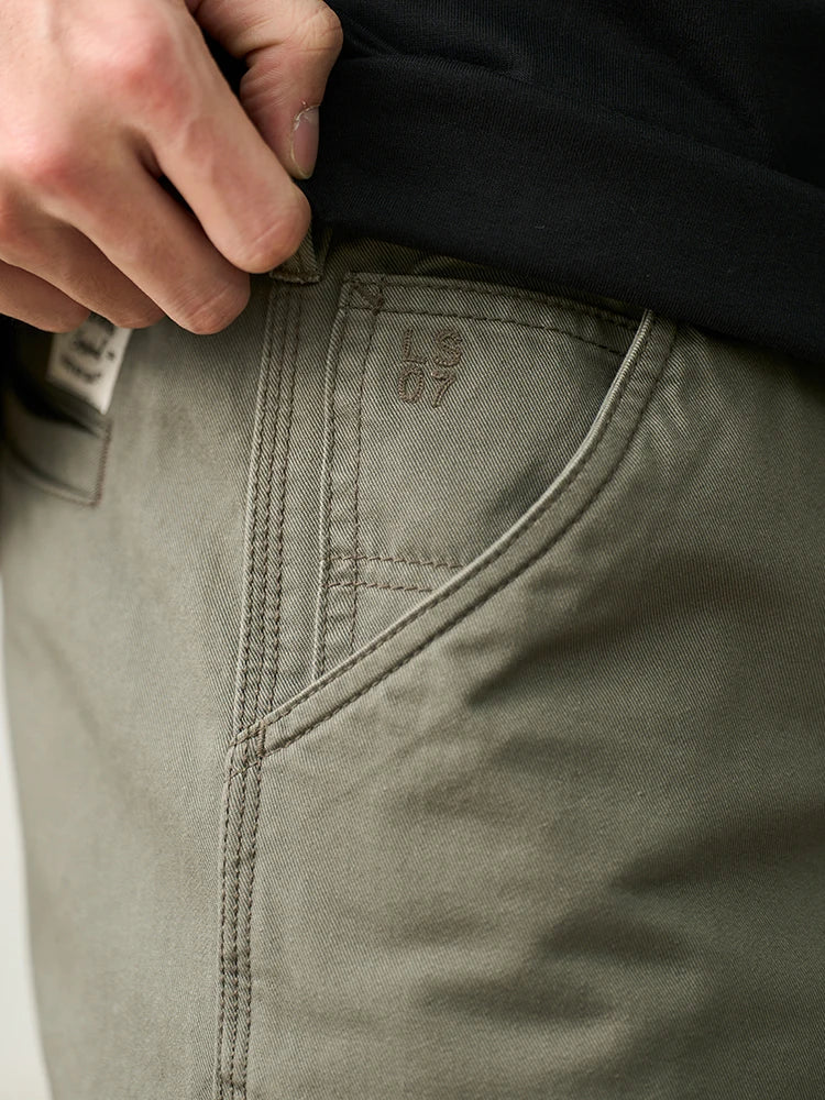 Auster Loose Cotton Chinos